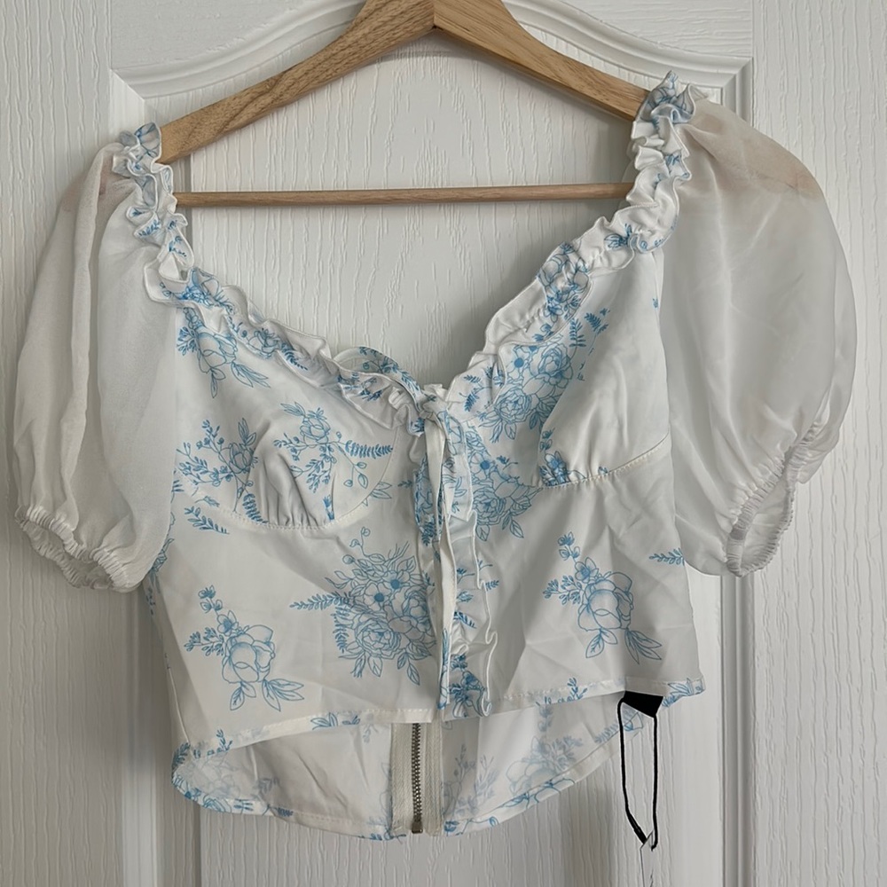 Crop top blouse with zip back closure
